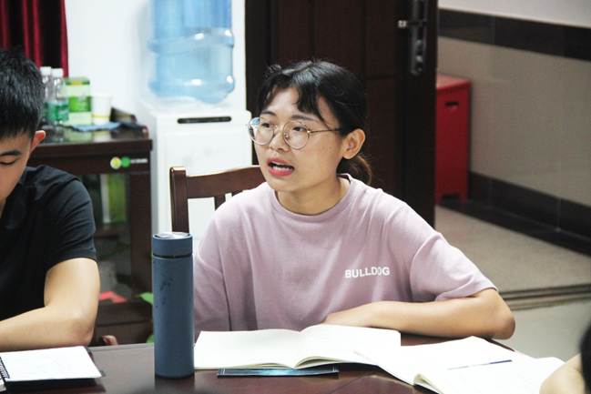 说明:C:\Users\BeanChou\Desktop\习近平北大讲话交流学习\选\陈肖霞.JPG